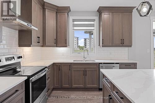 1544 Darfield Road, Windsor, ON - Indoor Photo Showing Kitchen With Double Sink