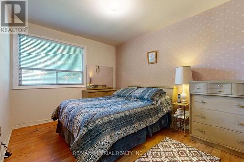 391 Crosby Avenue, Richmond Hill, ON - Indoor Photo Showing Bedroom