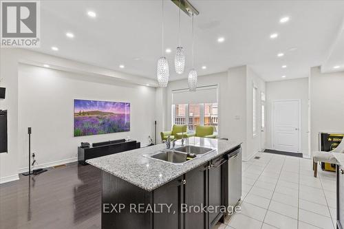 92 East'S Corners Boulevard, Vaughan, ON - Indoor Photo Showing Kitchen With Double Sink With Upgraded Kitchen