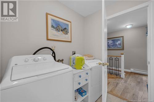 15 Belleview Court, Kingston, NB - Indoor Photo Showing Laundry Room