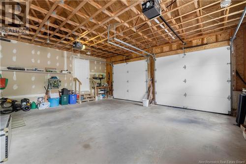 15 Belleview Court, Kingston, NB - Indoor Photo Showing Garage