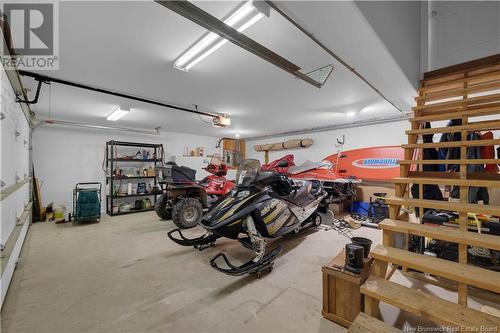 15 Belleview Court, Kingston, NB - Indoor Photo Showing Garage