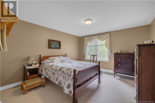 15 Belleview Court, Kingston, NB - Indoor Photo Showing Bedroom