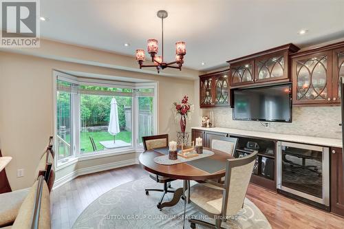 2976 Gardenview Crescent, Mississauga, ON - Indoor Photo Showing Dining Room