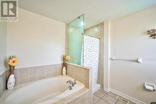 166 Shephard Avenue, New Tecumseth, ON - Indoor Photo Showing Bathroom