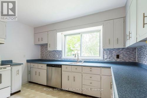 81 Southview Avenue, Belleville, ON - Indoor Photo Showing Kitchen