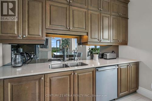 Ph 1902 - 20 Bloorview Place, Toronto (Don Valley Village), ON - Indoor Photo Showing Kitchen With Double Sink