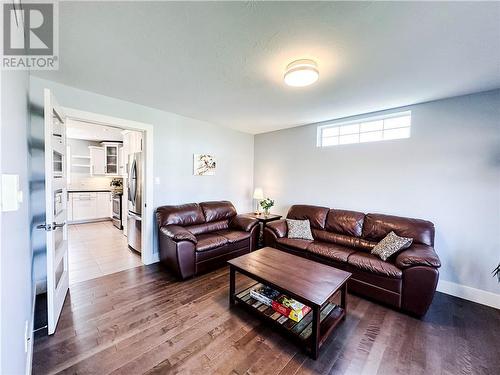 11 Kesmark Court, Moncton, NB - Indoor Photo Showing Living Room