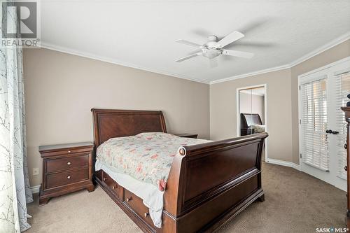 403 Collins Crescent, Saskatoon, SK - Indoor Photo Showing Bedroom