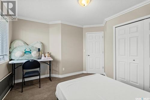 403 Collins Crescent, Saskatoon, SK - Indoor Photo Showing Bedroom