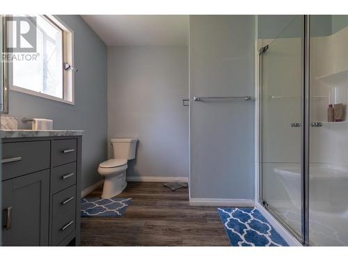 3292 Anderson Road, Fernie, BC - Indoor Photo Showing Bathroom