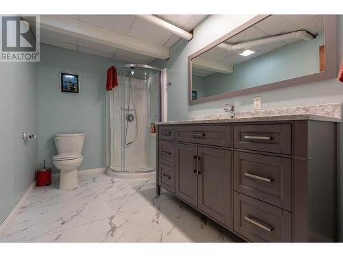 3292 Anderson Road, Fernie, BC - Indoor Photo Showing Bathroom