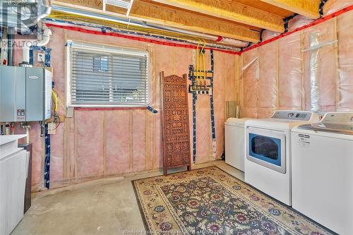 257 Robinson Avenue, Essex, ON - Indoor Photo Showing Laundry Room