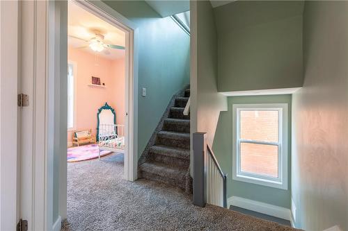 47 Mountain Avenue, Hamilton, ON - Indoor Photo Showing Other Room