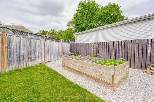 302 Southill Drive, Kitchener, ON - Outdoor