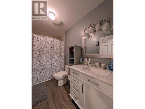 3467 Clearwood Crescent, Prince George, BC - Indoor Photo Showing Bathroom