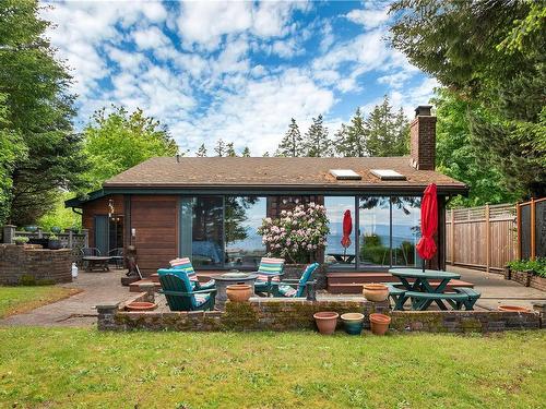 1396 Seaview Rd, Black Creek, BC 