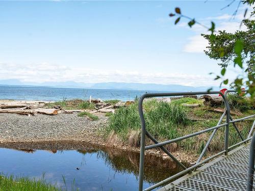 1396 Seaview Rd, Black Creek, BC 