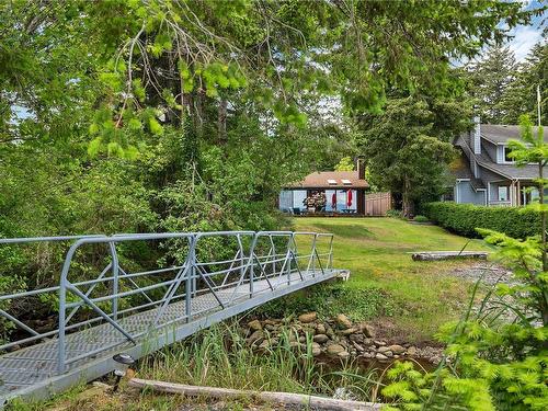 1396 Seaview Rd, Black Creek, BC 