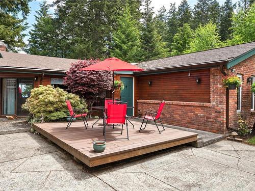 1396 Seaview Rd, Black Creek, BC 