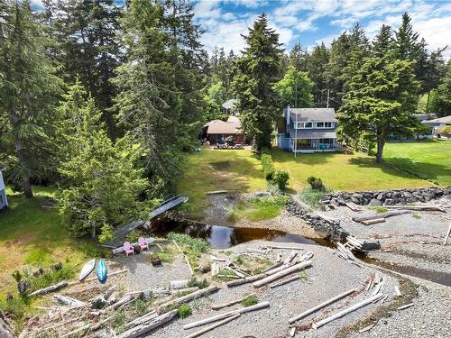 1396 Seaview Rd, Black Creek, BC 