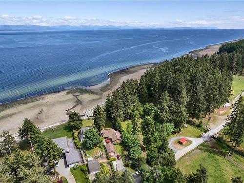 1396 Seaview Rd, Black Creek, BC 