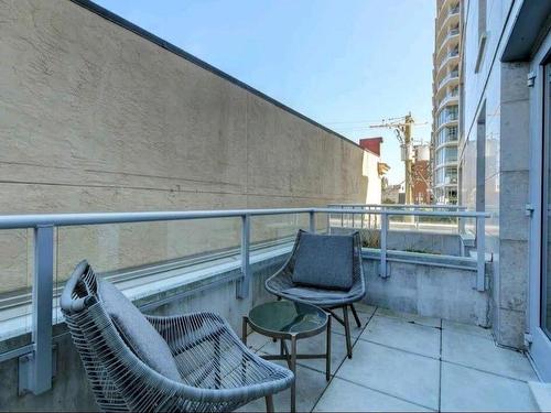 307-848 Yates St, Victoria, BC - Outdoor