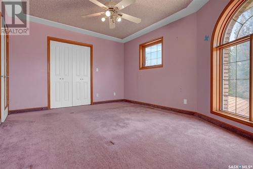 1055 7Th Avenue Sw, Moose Jaw, SK - Indoor Photo Showing Other Room
