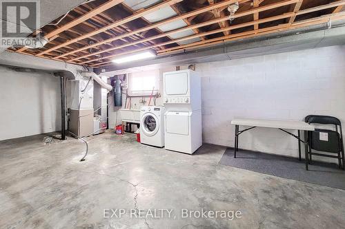 650 Dunn Avenue, Hamilton, ON - Indoor Photo Showing Laundry Room