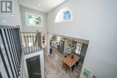 14 Warwick Avenue, Lambton Shores (Grand Bend), ON - Indoor Photo Showing Other Room