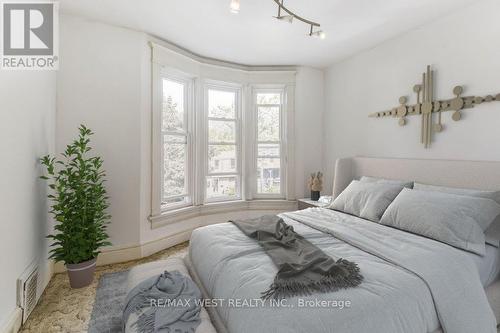 726 Indian Road, Toronto, ON - Indoor Photo Showing Bedroom