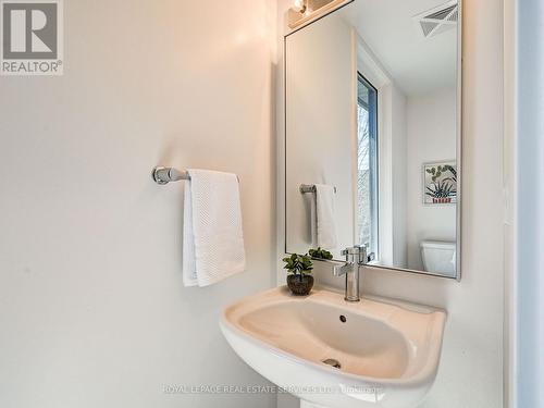 12 - 3492 Widdicombe Way, Mississauga (Erin Mills), ON - Indoor Photo Showing Bathroom