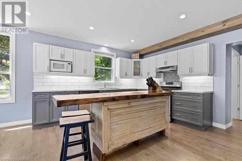 33 Mill Street, Harriston, ON - Indoor Photo Showing Kitchen