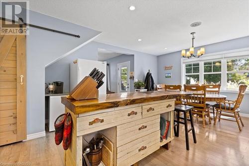 33 Mill Street, Harriston, ON - Indoor Photo Showing Dining Room