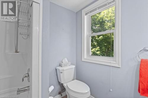 33 Mill Street, Harriston, ON - Indoor Photo Showing Bathroom