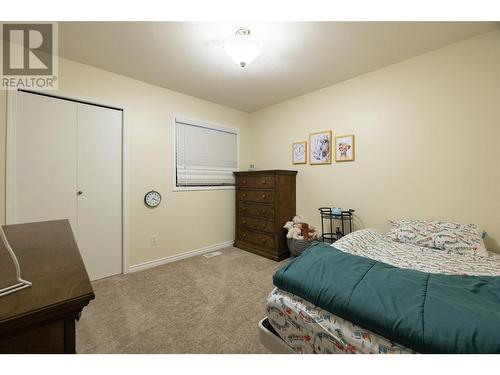 4329 Crystal Drive, Vernon, BC - Indoor Photo Showing Bedroom