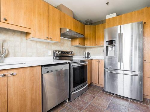 Kitchen - 405-5250 Rue Riviera, Montréal (Pierrefonds-Roxboro), QC - Indoor Photo Showing Kitchen With Stainless Steel Kitchen