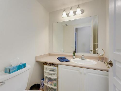 205-6585 Country Rd, Sooke, BC - Indoor Photo Showing Bathroom