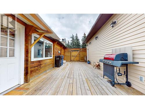 327 28Th  S Avenue, Cranbrook, BC - Outdoor With Deck Patio Veranda With Exterior