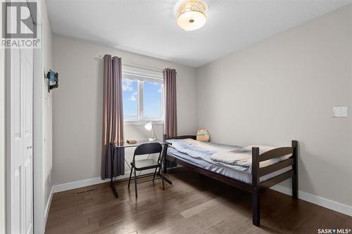 614 Budz Crescent, Saskatoon, SK - Indoor Photo Showing Bedroom