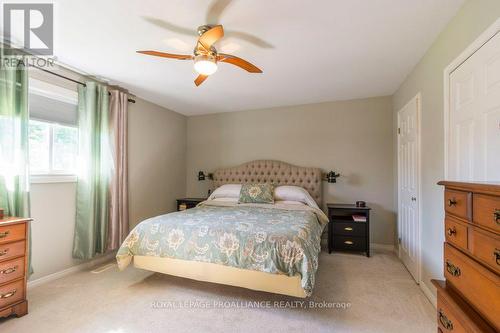 184 Elmwood Drive, Belleville, ON - Indoor Photo Showing Bedroom