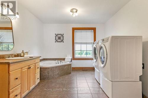 184 Golf Course Road, Quinte West, ON - Indoor Photo Showing Laundry Room