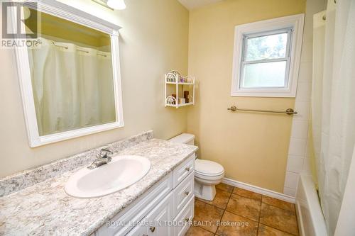 11 Hill Top Drive, Penetanguishene, ON - Indoor Photo Showing Bathroom