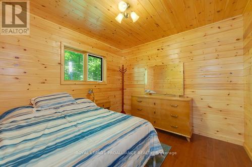 1091 Lindey Lane, North Frontenac, ON - Indoor Photo Showing Bedroom