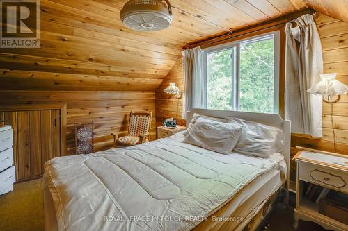 24 Belgrove, Tiny, ON - Indoor Photo Showing Bedroom