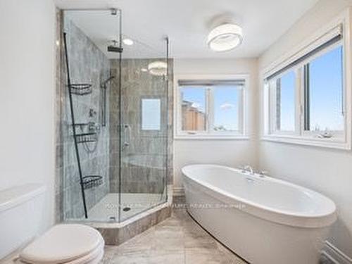878 John St, Innisfil, ON - Indoor Photo Showing Bathroom