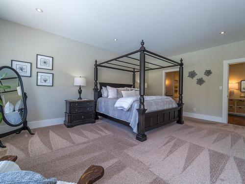 2259 Burgess Ave, Merritt, BC - Indoor Photo Showing Bedroom