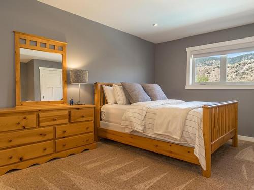 2259 Burgess Ave, Merritt, BC - Indoor Photo Showing Bedroom