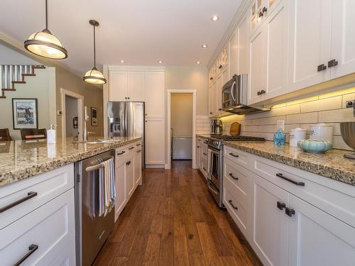 2259 Burgess Ave, Merritt, BC - Indoor Photo Showing Kitchen With Stainless Steel Kitchen With Upgraded Kitchen