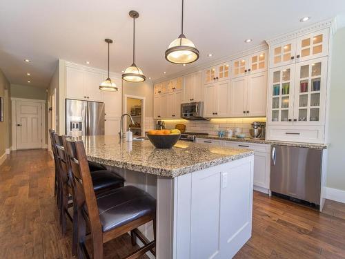 2259 Burgess Ave, Merritt, BC - Indoor Photo Showing Kitchen With Stainless Steel Kitchen With Upgraded Kitchen